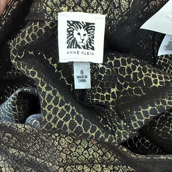 NEW Anne Klein Gold Straight Leg Trousers Sz 6 - Picture 7 of 11